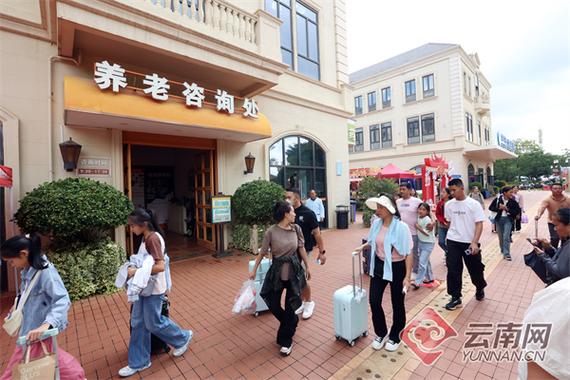 云南成为旅居养老热门目的地多元服务让旅居老人乐享晚年