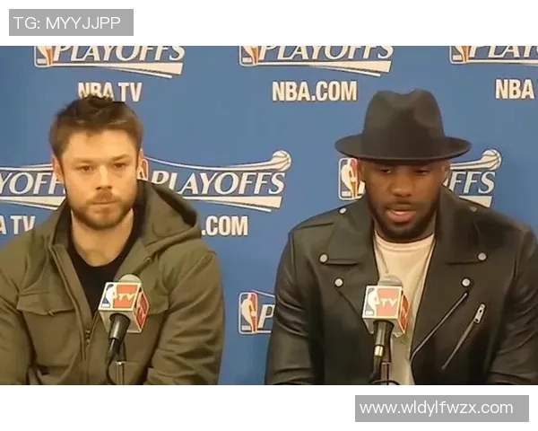 暖心足球球星瞬间合集 展现球场内外温暖人心的一面